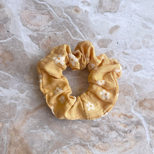 Daisy Scrunchie Lemon-Scrunchies-Southern Jewellery Co.-Wholesale Fashion Jewellery Australia